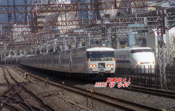 東海道本線185系